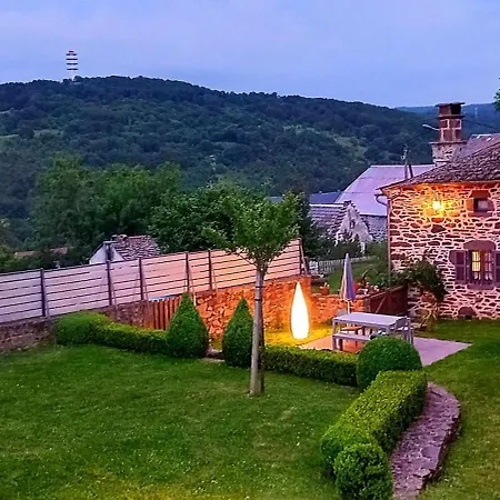 De Charme Oliabou * Laurie